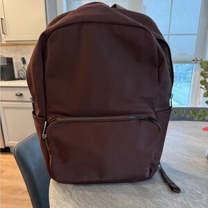 Lululemon everywhere 22L backpack
